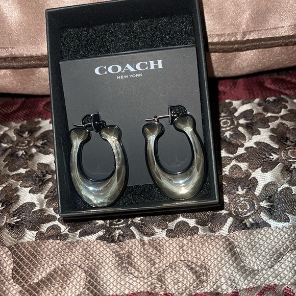 Coach Women's Signature Stone Hoop Earrings NWT - Picture 1 of 4